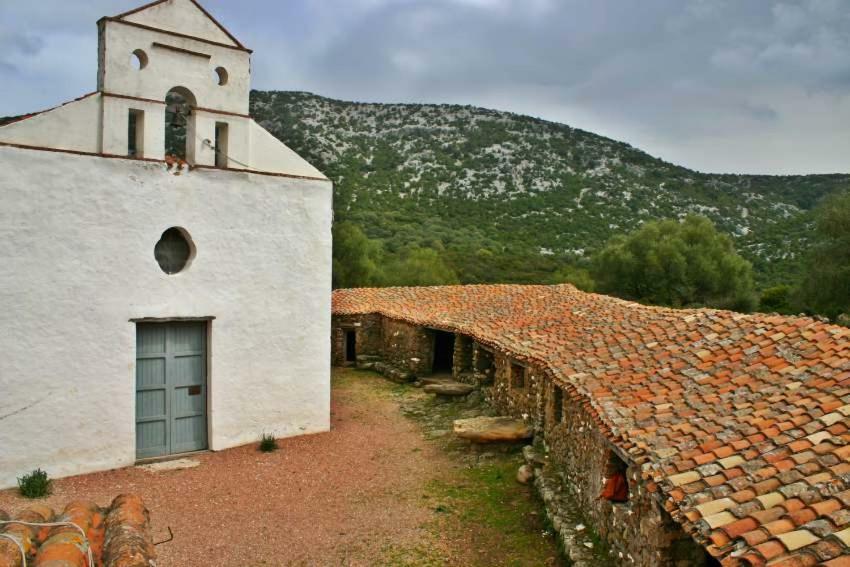 B&B Sa Clarera Baunei Εξωτερικό φωτογραφία